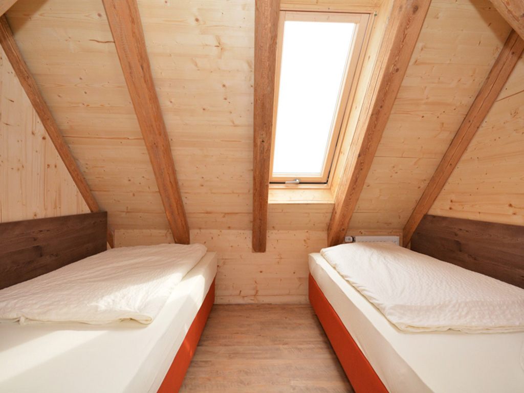 haus kornblume mit kinderschlafzimmer mit 2 einzelbetten